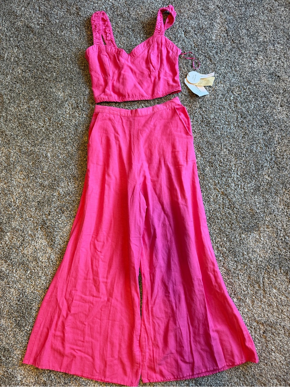 Hot Pink Wide-Leg Pants — Sleeveless Two-Piece Set